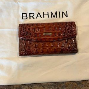 Brahmin Wallet